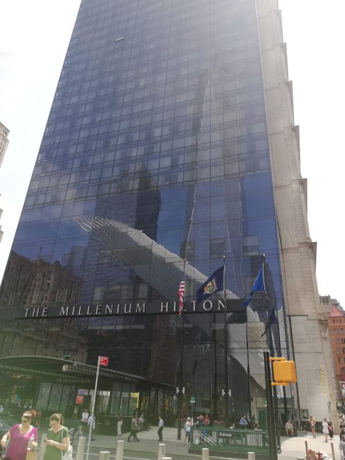 Spiegelung im Millenium Hilton