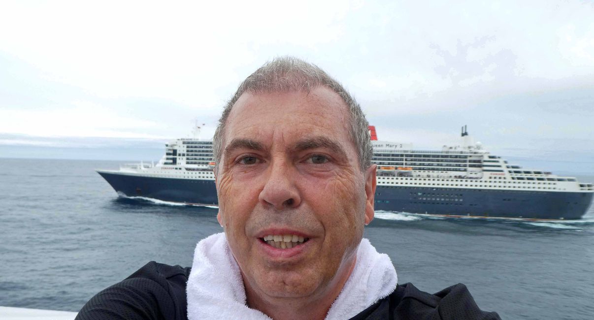Crossing to Southampton, meeting with Queen Mary 2, April 21, 2023