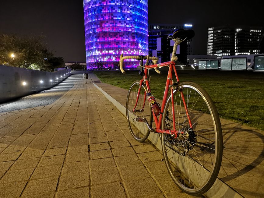 Und mein neues Rad. Ich habe mein Goldenes doch wieder verkauft, ich hatte so Bock auf ein Rennrad