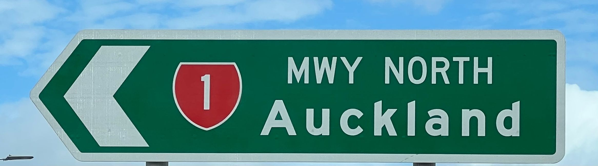 Über Auckland nach Waipu Cove Beach