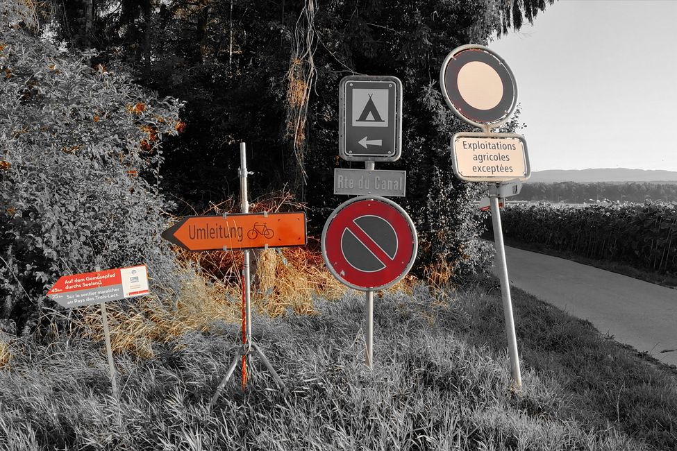 Erstes Straßenschild auf Deutsch 🙈😅