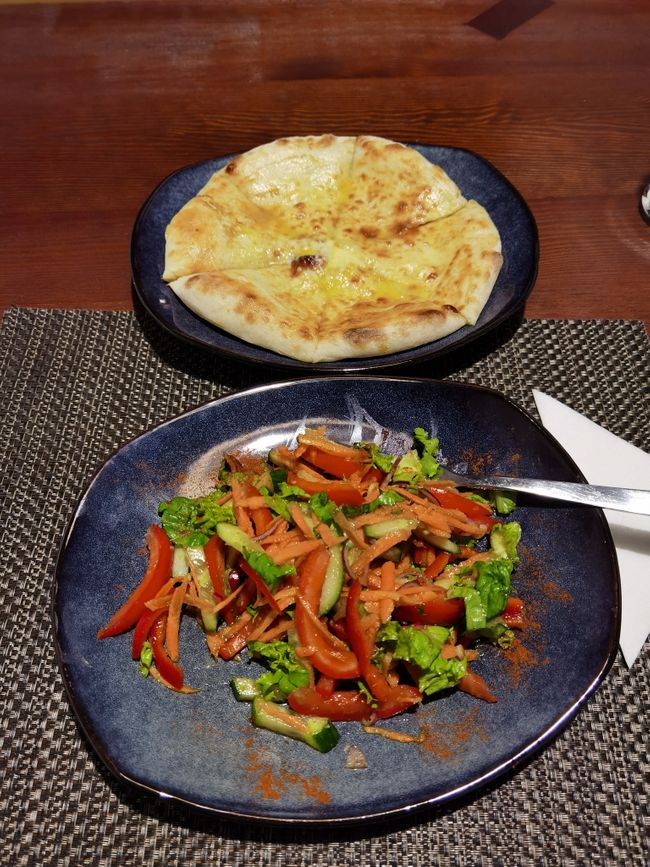 Хачапури с овощами
