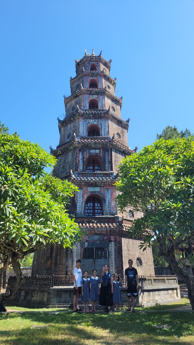 Chua Thien Mu Temple