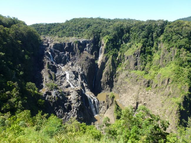 Barron Falls - with very little water :-(