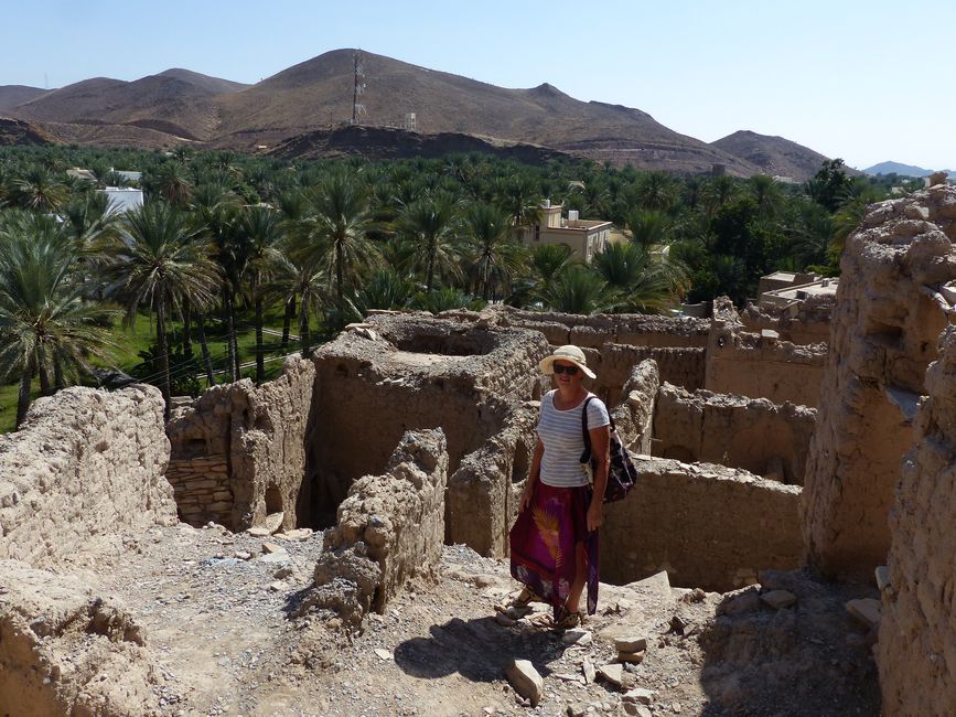 عمان، شهر قدیمی نیزوا و با دوستان