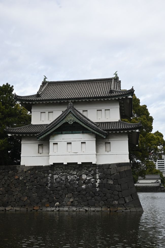 Small tower at the moat from the Edo period