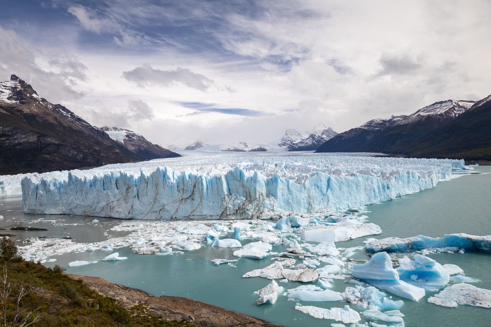 Too wide for the 24mm lens: the Perito Moreno Glacier