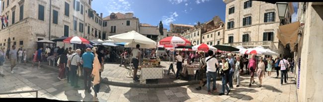 Dubrovnik market