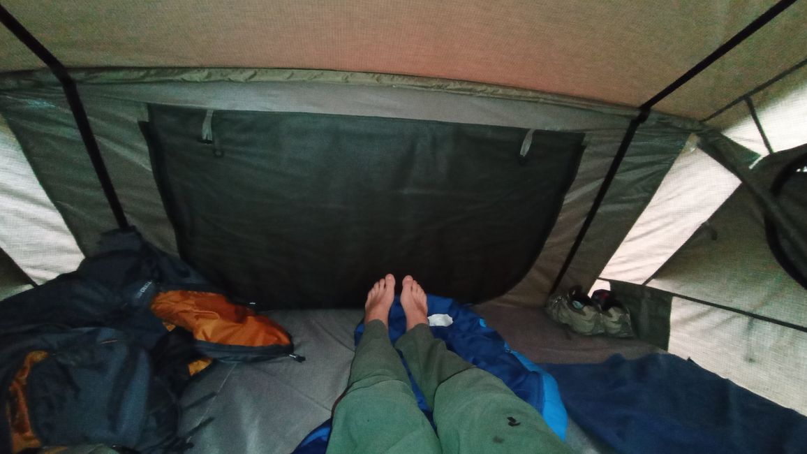 …auch mein Zelt (hatte ordentlich Platz)