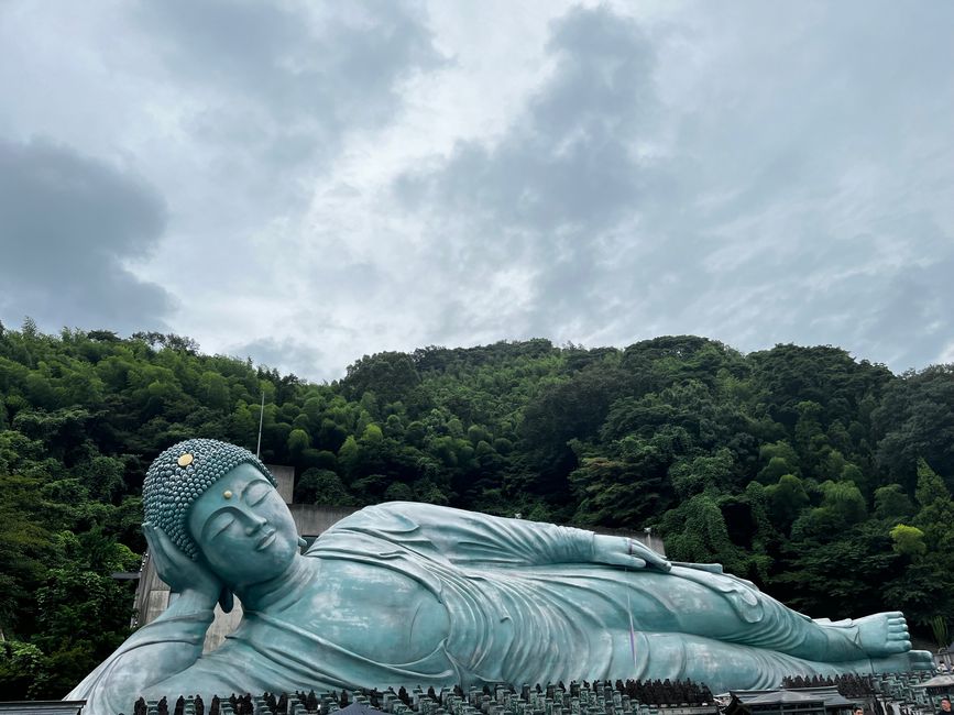 The Buddha statue in Nanzoin Temple