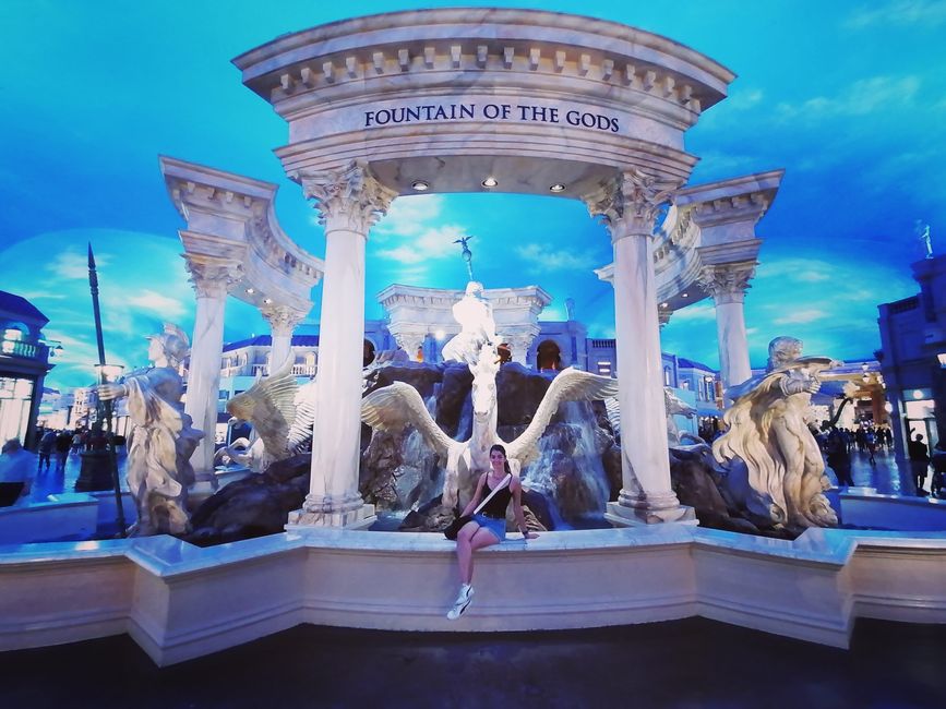 Fountain of the gods and Anna