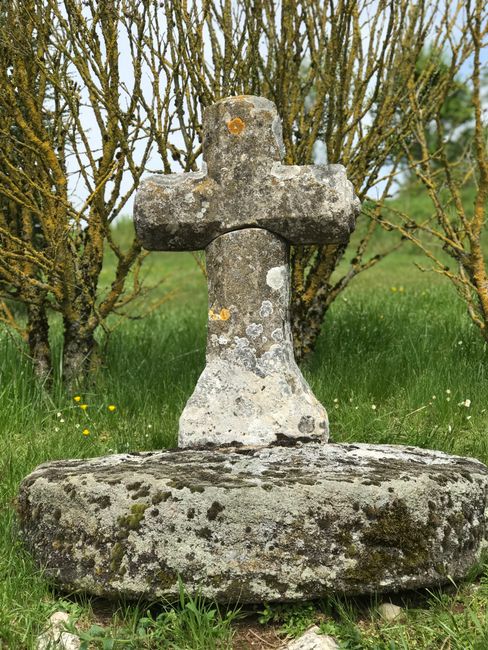 5. Mai/36. Tag: Abbaye d‘Acey - Offlanges