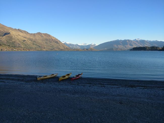 Lake Wanaka in the morning
