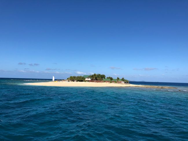 Fiji - stranded on the dream islands