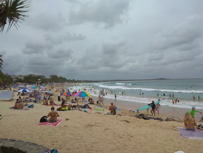 Main Beach overcrowded