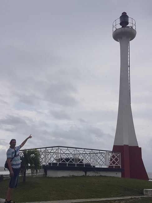 der Leuchtturm (ein weiteres Wahrzeichen von Belize City)