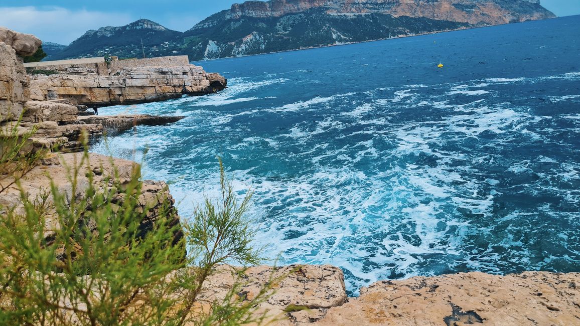 22.06. Cassis (full article with click on the image)