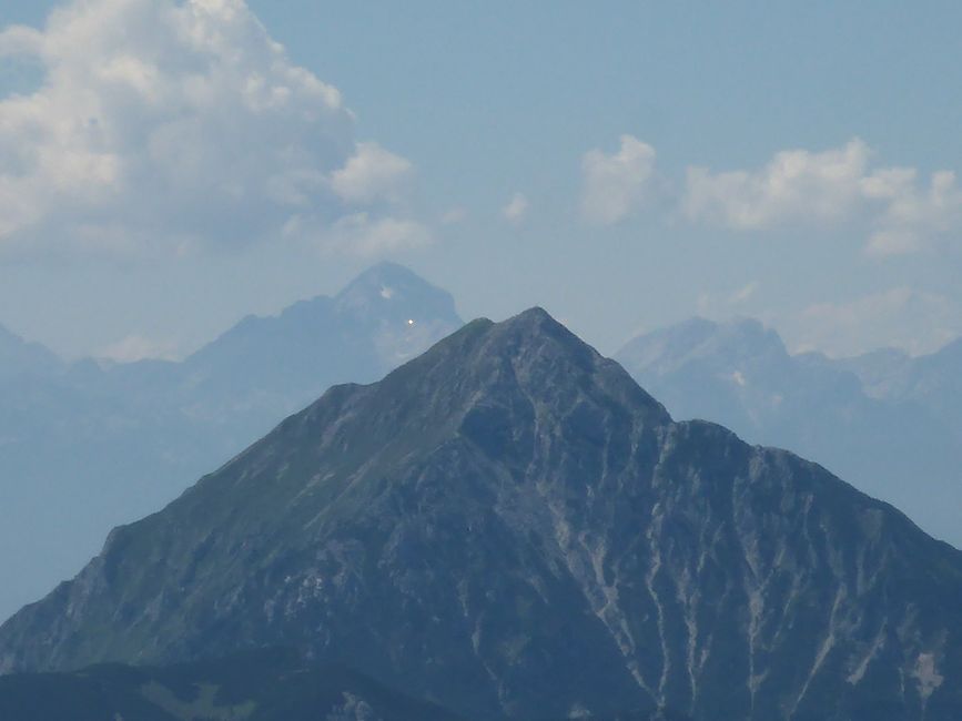 In the distance, Triglav can be seen again