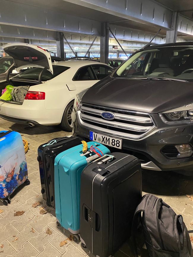 El viaje al aeropuerto y la primera emoción