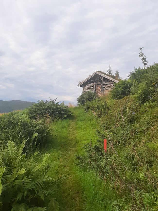 Erste Hütte bei Sollia