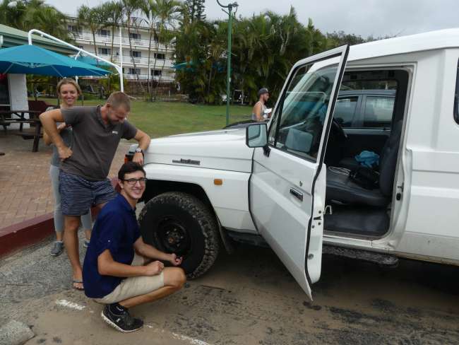 Reducing tire air pressure before driving on the beach