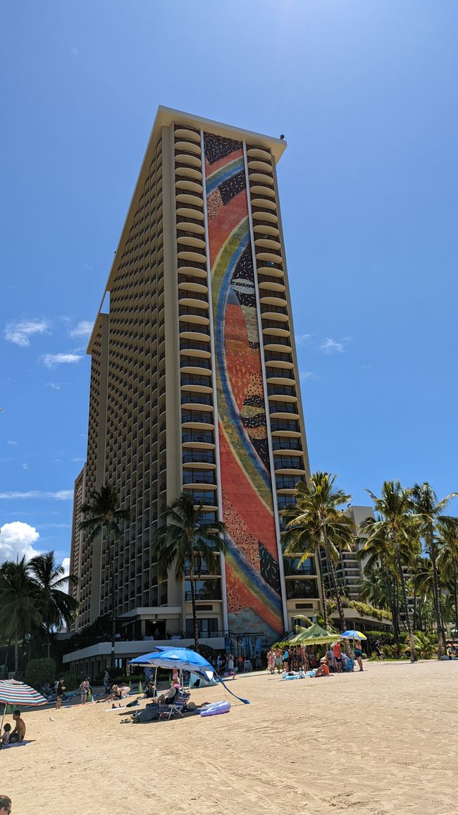 Hilton Hawaiian Village - Rainbow Tower