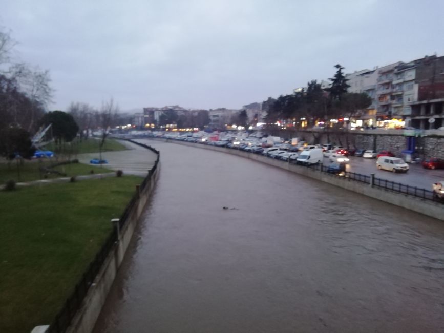 Due to the continuous rain the day before, the river (also called Biga) has a significant flood