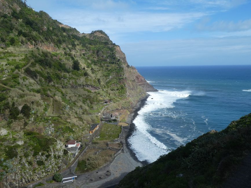 Wanderung am Küstenweg von Quinta Do Furao nach Sao Jorge