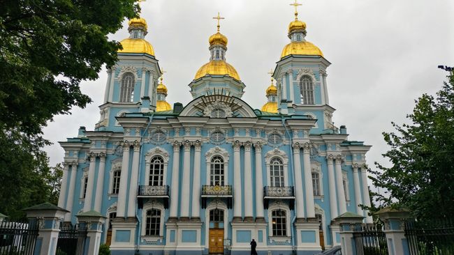 День 8: Экскурсия по Санкт-Петербургу