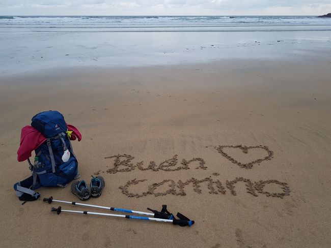 'Buen camino' means 'good way' and is the greeting of the pilgrims, but it is also often wished to us by the locals