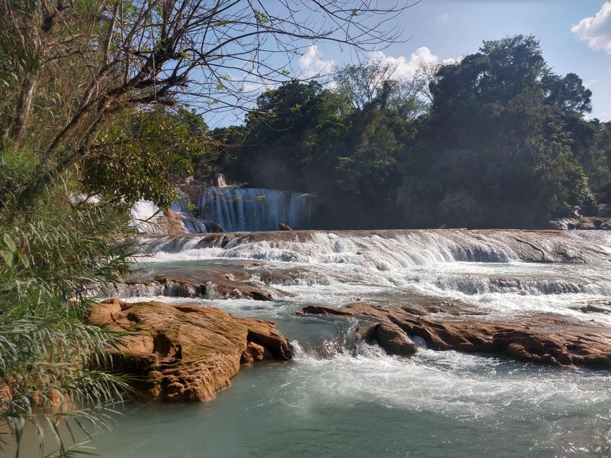 Von Palenque nach San Cristóbal: Misol Ha und Agua Azul Wasserfälle