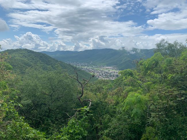 View of the surroundings from Cerro San Bernardo