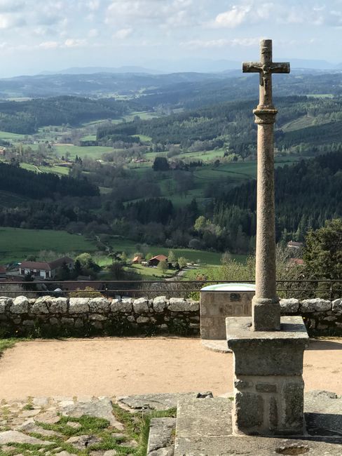 Halftime! May 22nd / Day 53: La-Chapelle-en-Lafaye - Pontempeyrat
