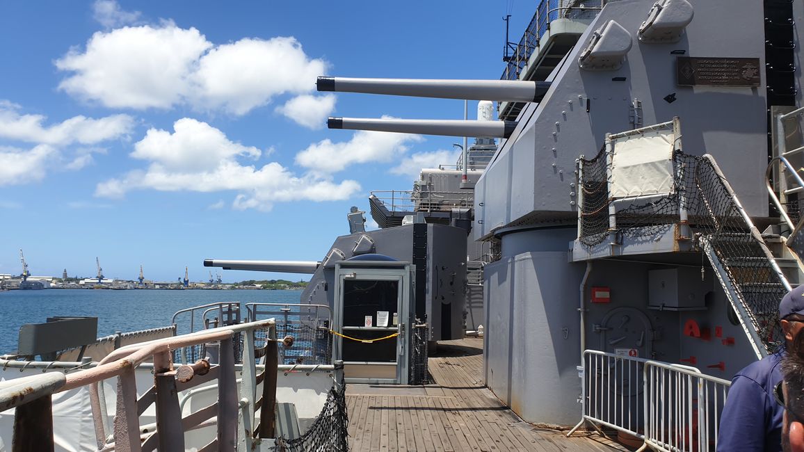 USS Missouri dan Pantai Waikiki, Hari ke-20
