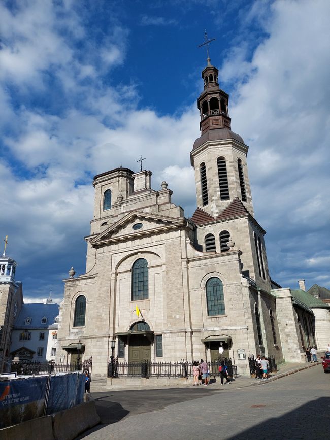 Notre Dame de Quebec Porte Sainte