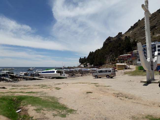 Puno - Copacabana - Lake Titicaca