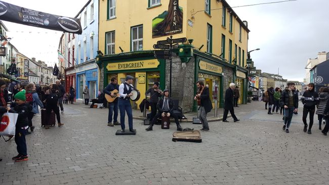 Galway - Hochburg der Straßenkünstler...