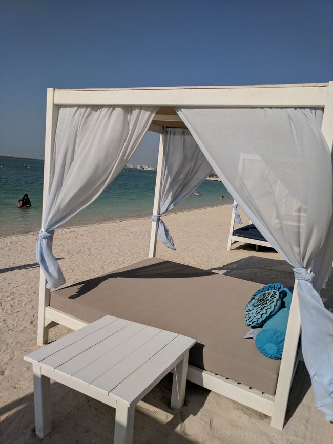 Tag 2 (2017) Abu Dhabi: Yas Beach Club