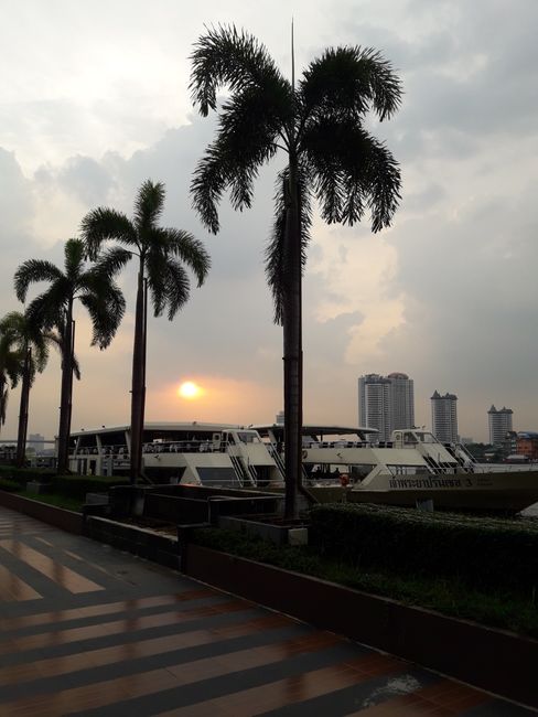 Siku ya mwisho huko Bangkok