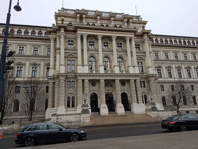 Justizpalast