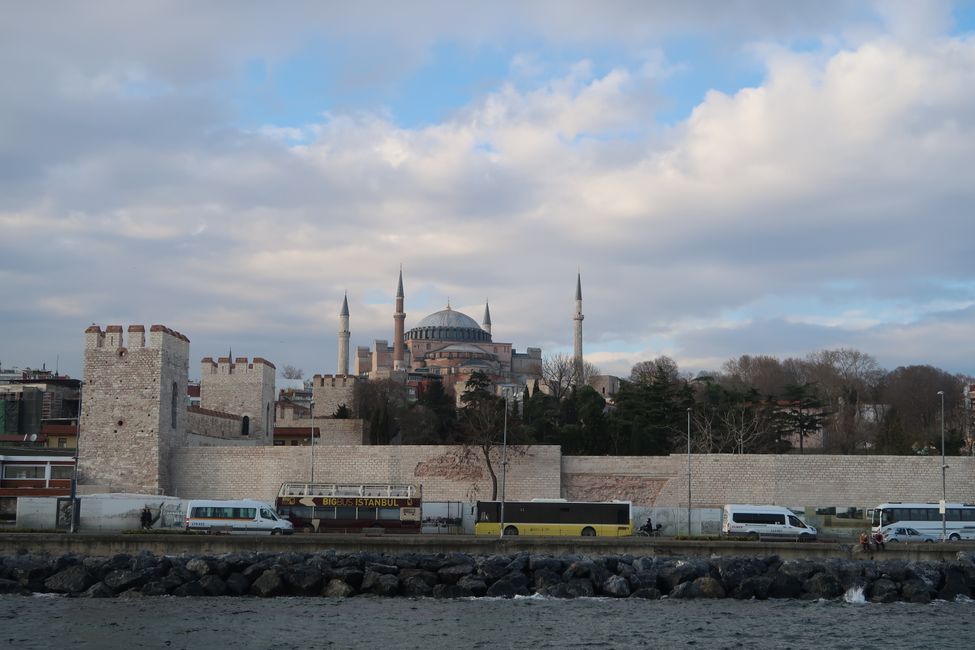 Die blaue Moschee vom Marmara-Meer aus
