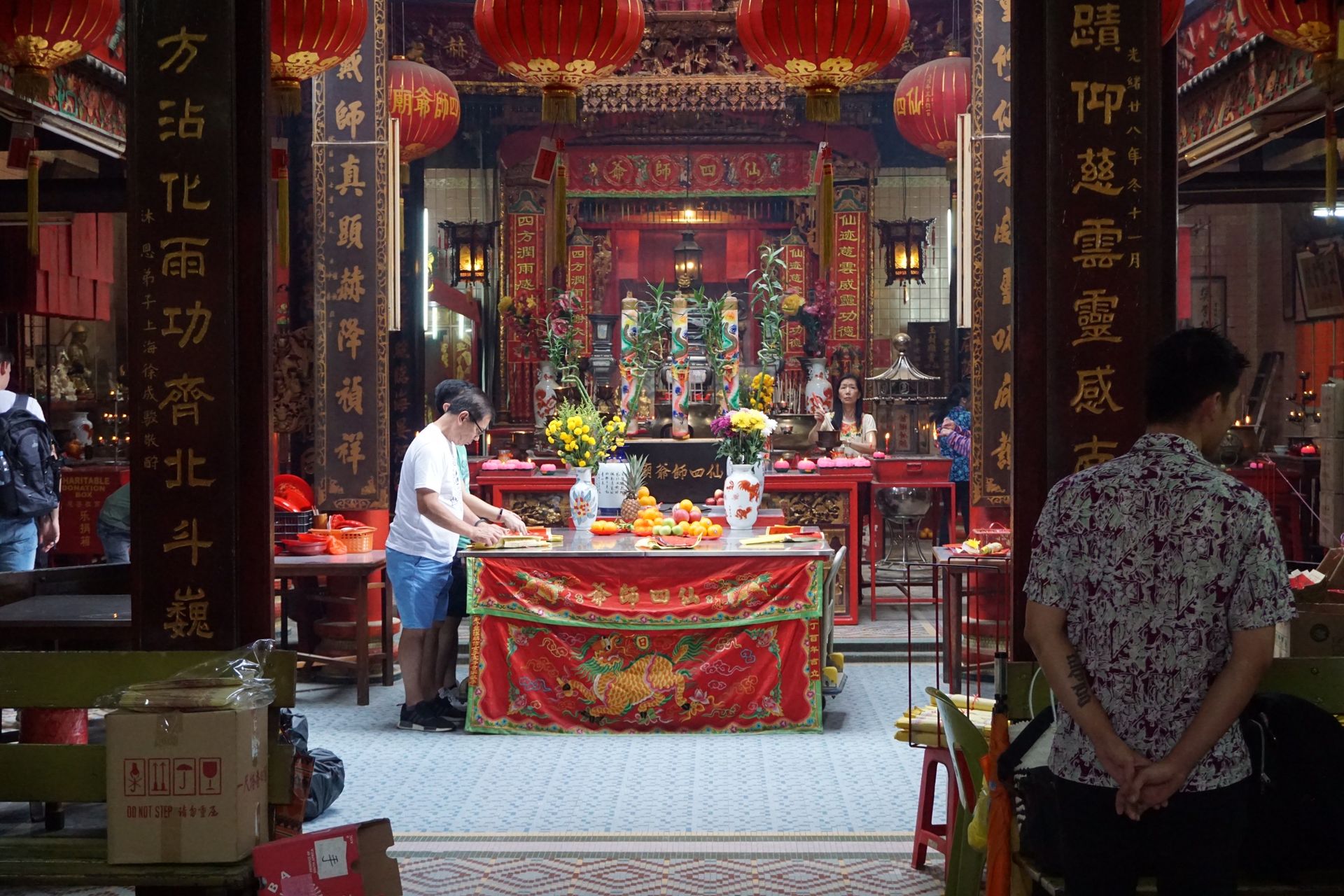 Oldest Taoist temple in the city (Sin Sze Si Ya temple)