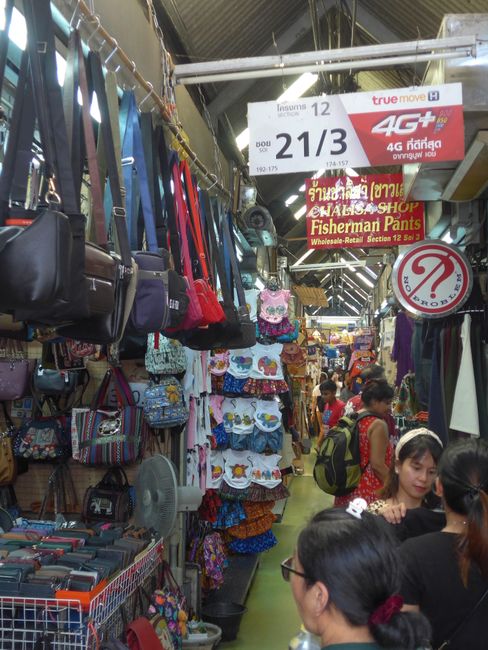 Chatuchak Market and the tallest building in Bangkok (Thailand Part 4)