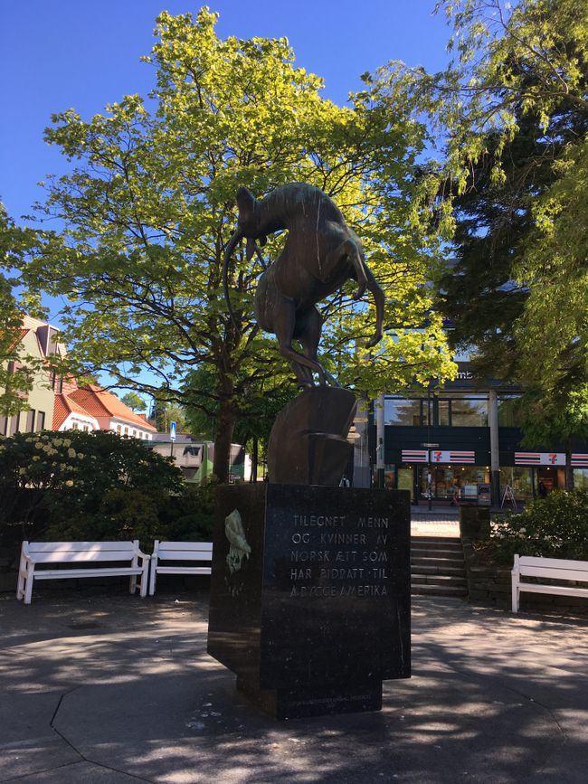 Die Statue steht am Breiavannet. Ob das jetzt das Symbol von Stavanger ist, weiß ich nicht.