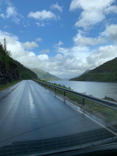 Fjord auf der Fahrt nach Holm