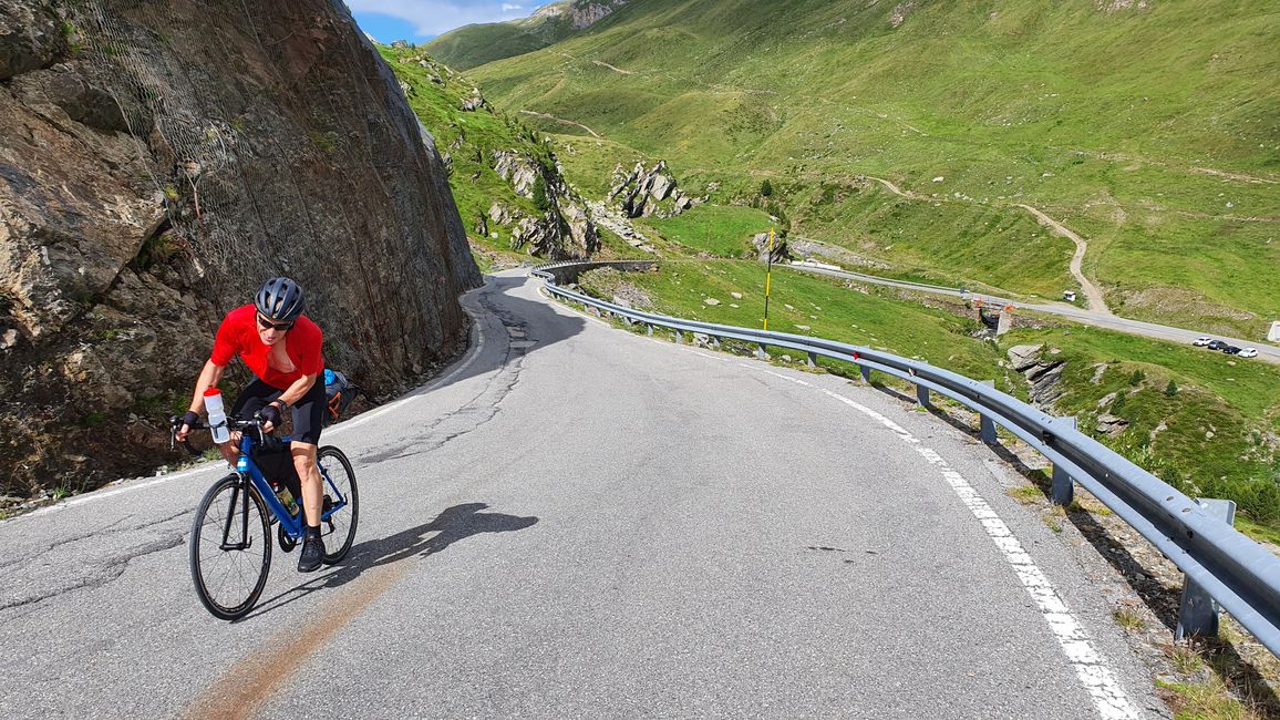 The descent from the Gavia