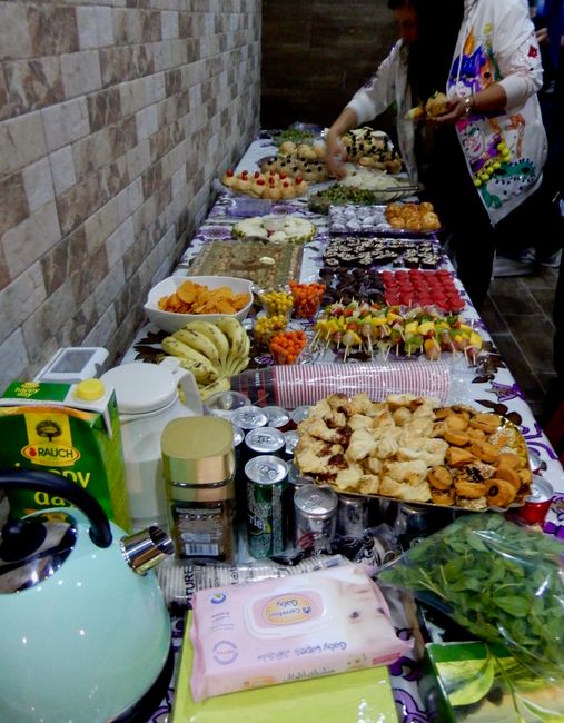 At Bayan's: the buffet...