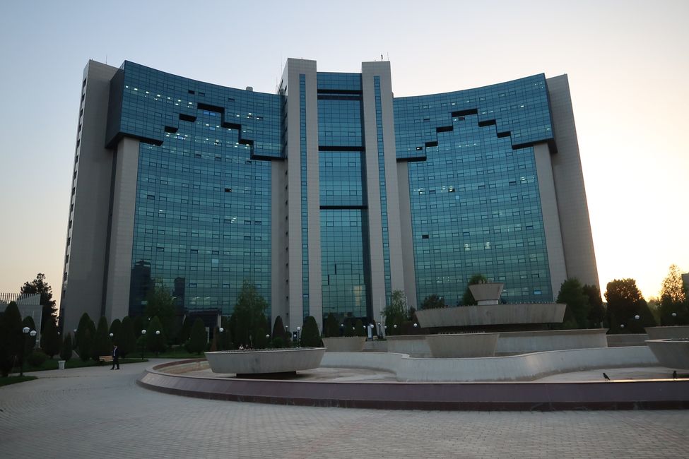 Zentralbank von Usbekistan. Hier werden die Sanktionen gegen Russland umgangen