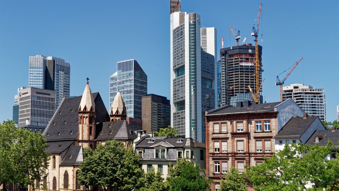 City stroll in Frankfurt