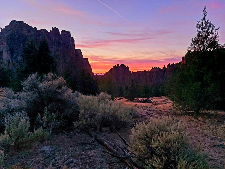 Sunset over Smith Rock